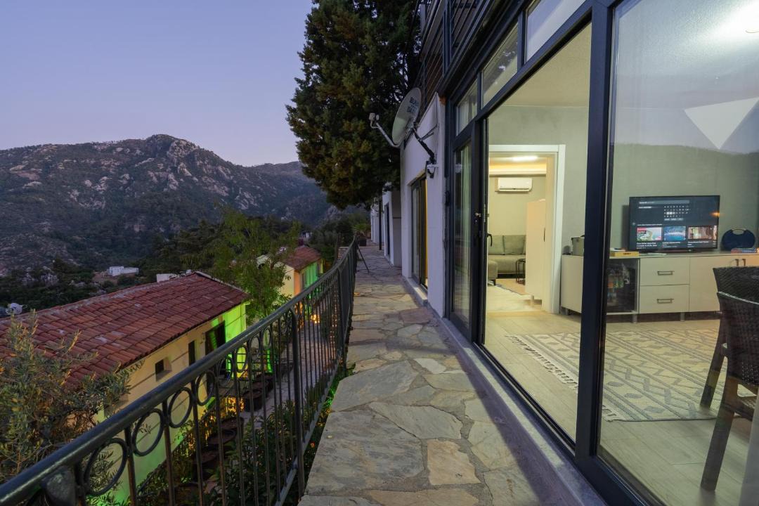 Photo of Patio Balcony in Turunc