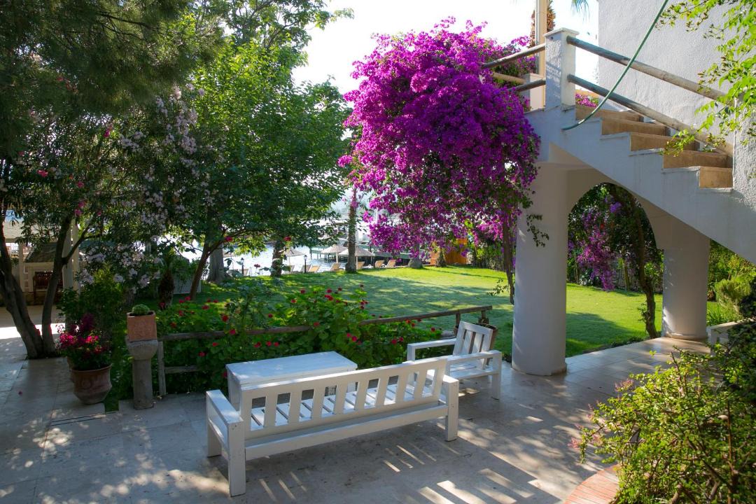 Photo of Patio Balcony in Golturkbuku