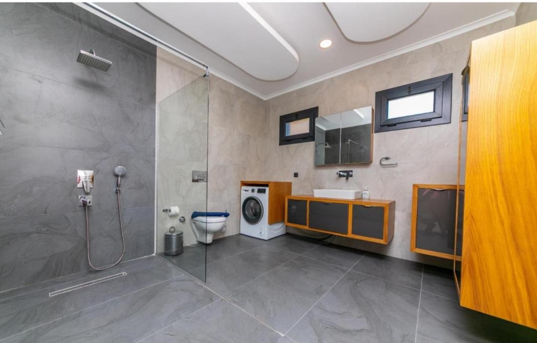 Photo of Bathroom in Icmeler