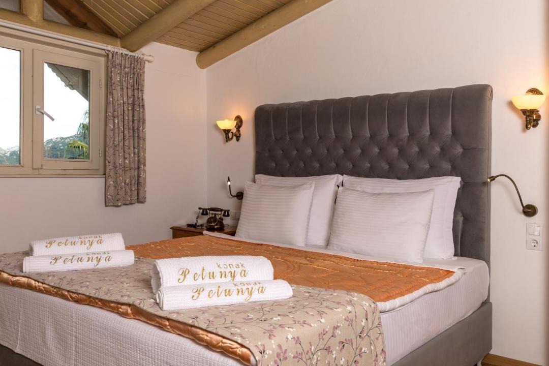 Photo of Bedroom in Icmeler