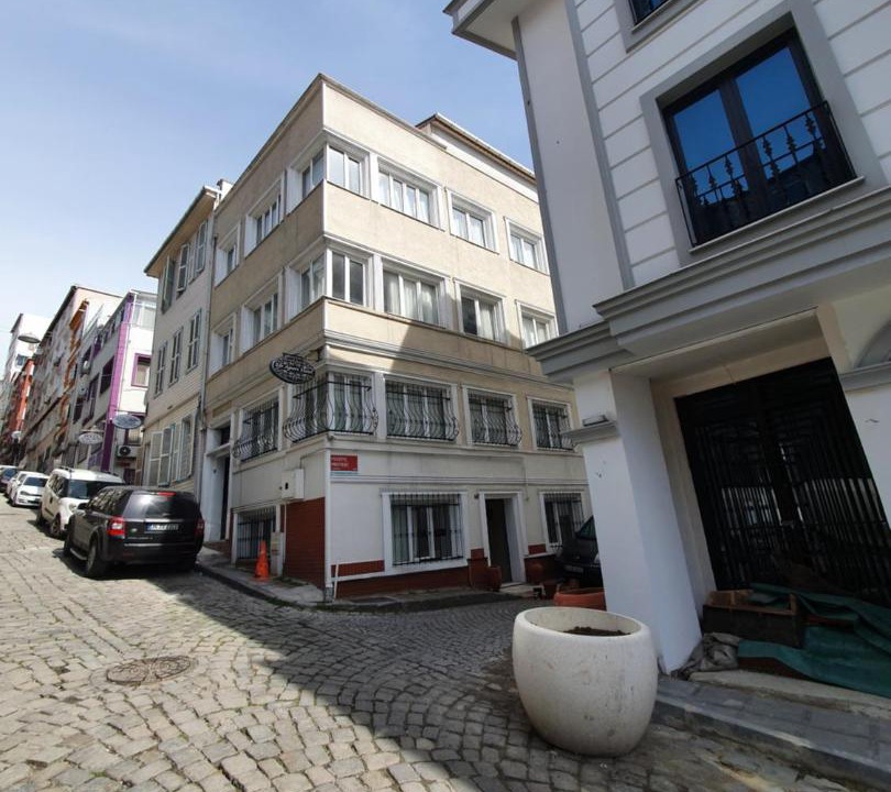 Photo of Others in Emin Sinan