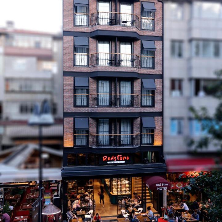 Photo of Others in Moda