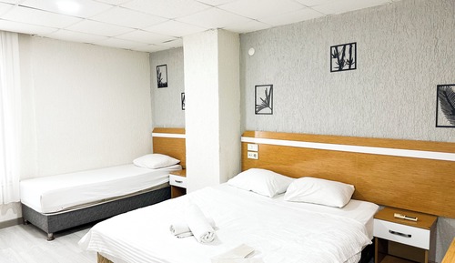 Triple Room
