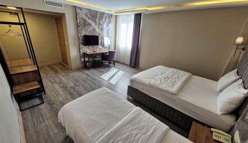 Comfort Triple Room Low Floor