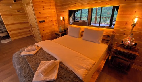 Deluxe Loft