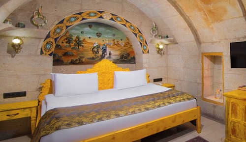 Superior Arch Suite