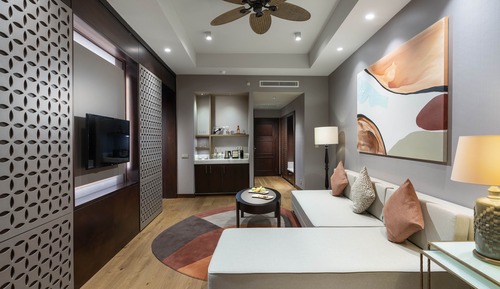 Suite, Sea View