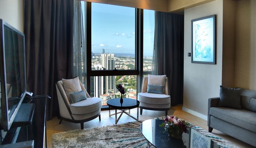 Suite, 1 Bedroom, Kitchenette, Partial Sea View (Prestige)