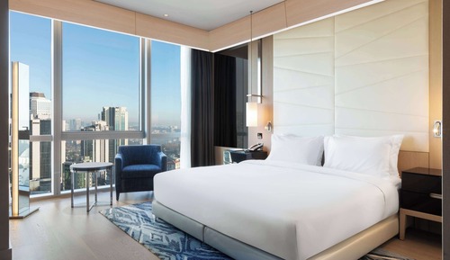 Deluxe Room, 1 King Bed, Accessible, City View