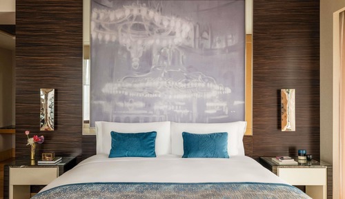 Suite, 1 Bedroom, City View (1 King Bed)