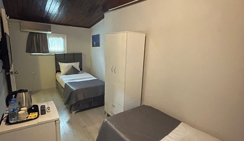 Economy Twin Room