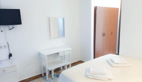 Classic Triple Room