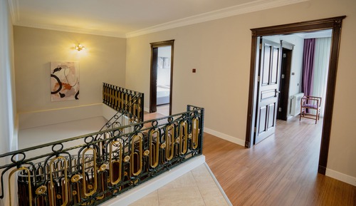 Elite Apartment, 4 Bedrooms, City View