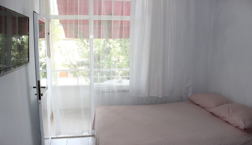 Classic Double Room, 1 Double Bed, Smoking, Mountain View