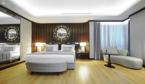 Suite, 1 Bedroom, City View
