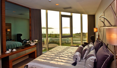 Presidential Suite, 1 King Bed, Jetted Tub, Sea Facing