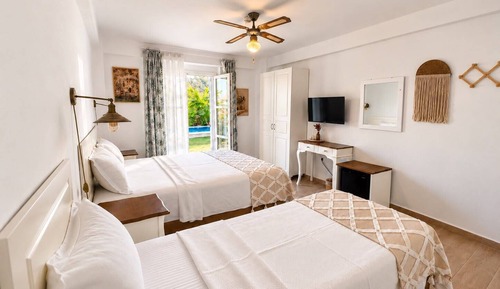 Standard Triple Room, Balcony, Pool View