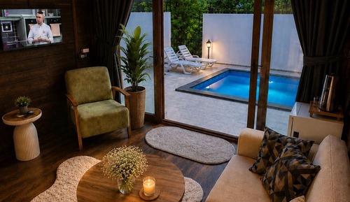Elite Bungalow