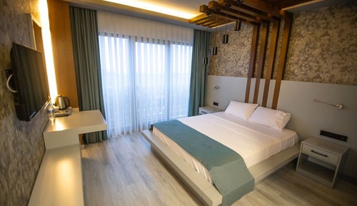Deluxe Single Room