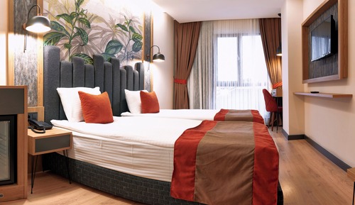 Standard Twin Room