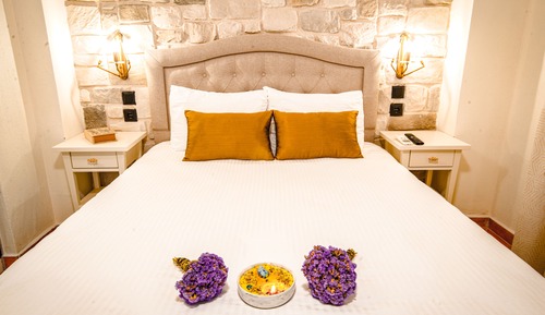 Economy Double Room, Basement Floor