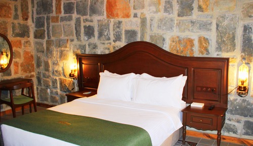 Kamelya Villa