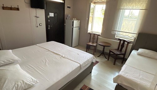 Classic Triple Room
