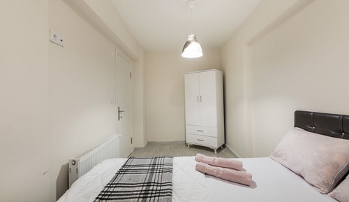 Basic Condo, 1 Bedroom
