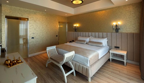 Royal Suite, 1 King Bed