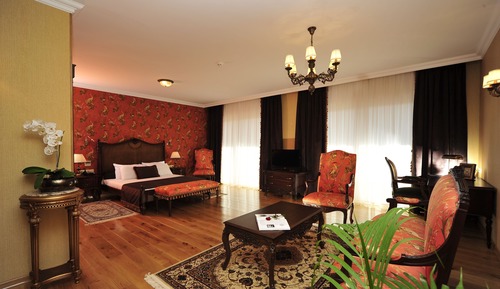 Junior Double Room