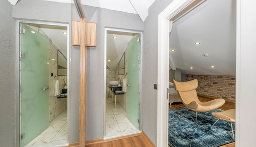 Deluxe Penthouse
