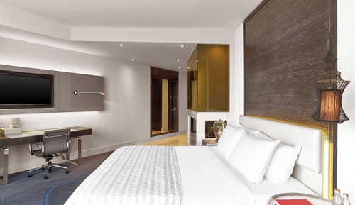 Signature Suite, 1 King Bed