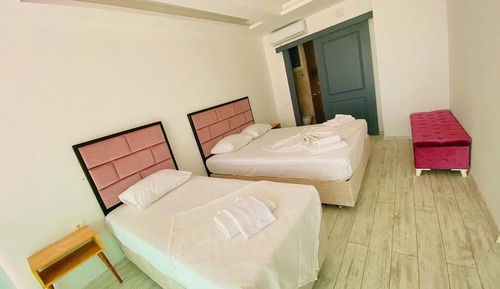 Deluxe Duplex