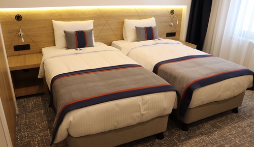 Economy Room