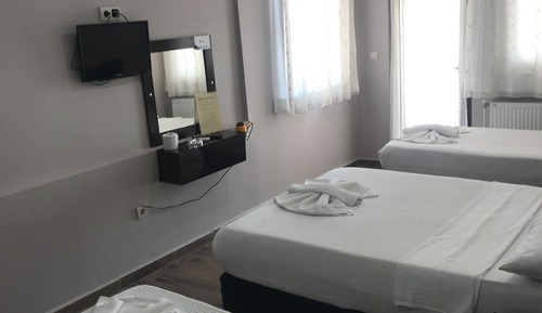 Economy Quadruple Room