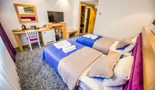 Family Room, 2 Bedrooms