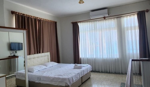 Deluxe Duplex