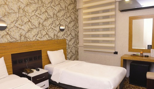 Economy Room, 2 Twin Beds