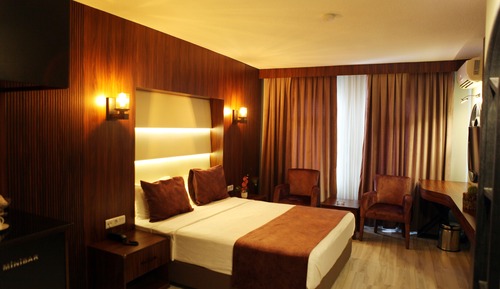 Junior Double Room