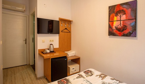 Economy Double Room