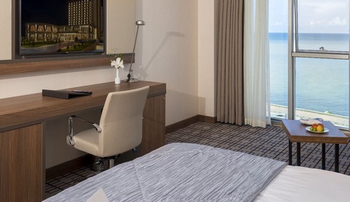 Deluxe Room, 1 King Bed with Sofa bed, Sea View