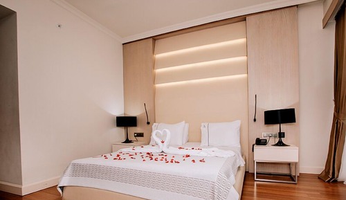 Standard Room, City View