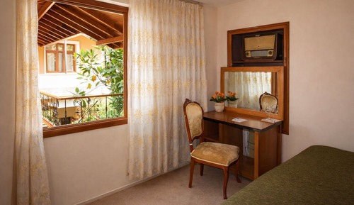 Classic Room