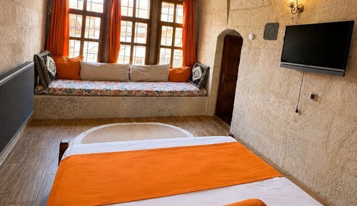 Deluxe Suit-6, Hamamli