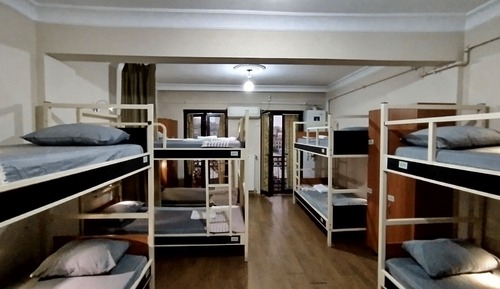 1 Bed in 10-Bed Mixed Dormitory