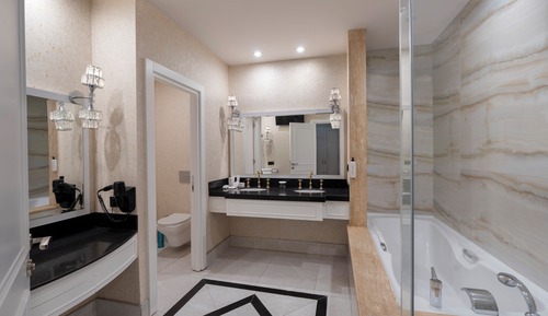 Diamond Room
