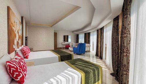 King Suite Sea View with Jacuzzi