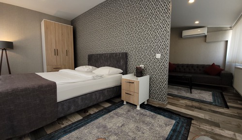 Panorama Studio Room