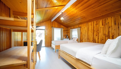 Bungalow, Multiple Beds (3 People)