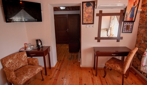 Single Room, City View